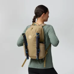 Day Packs-Fjallraven Abisko Softpack 16 Rucksack - Black