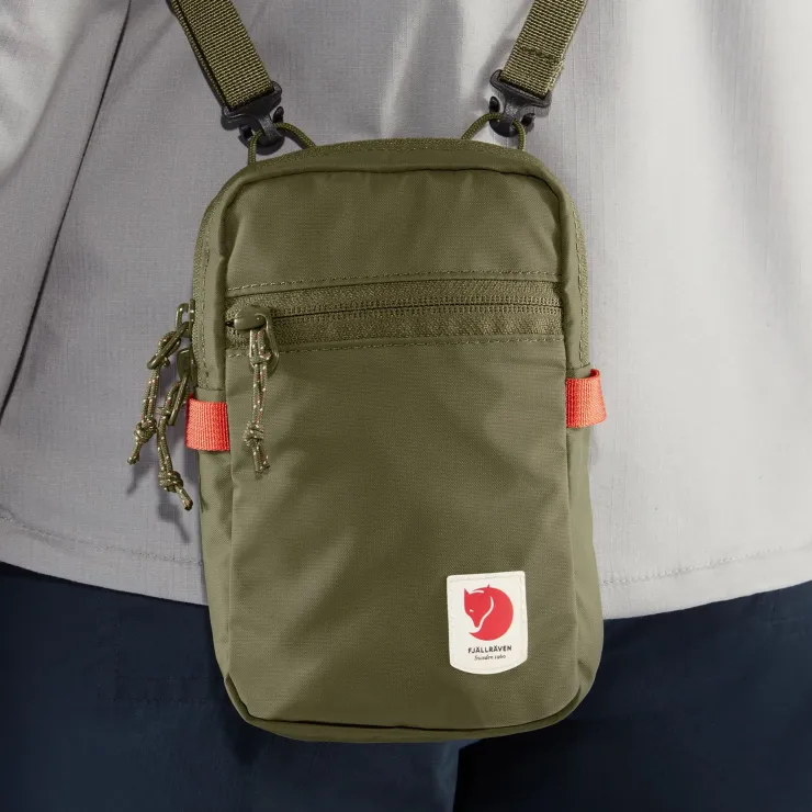 Day Packs-Fjallraven High Coast Pocket - Black