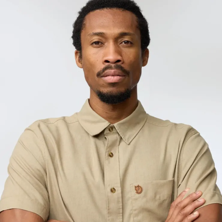 Shirts-Fjallraven Mens Ovik Travel SS Shirt - Chalk White