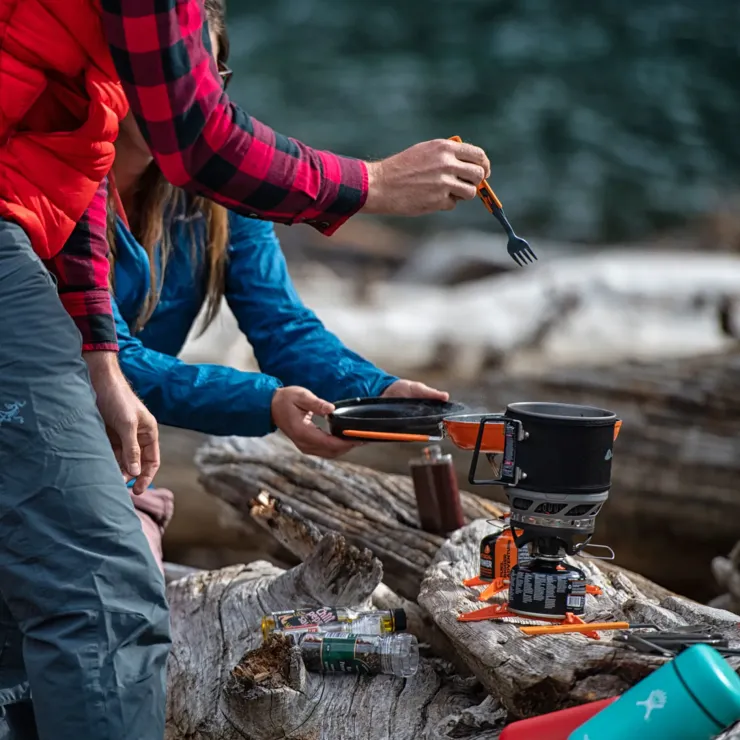Lightweight Stoves-Jetboil MiniMo Cooking System - Black