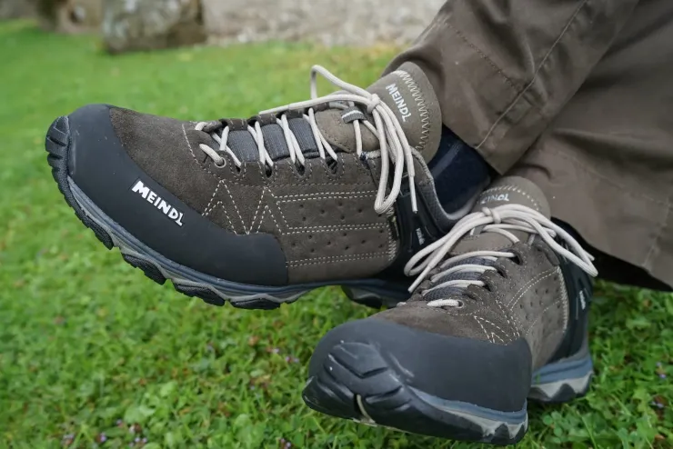 Hiking Shoes & Boots|Walking Shoes-Meindl Mens Ontario GTX Shoes - Black-Brown