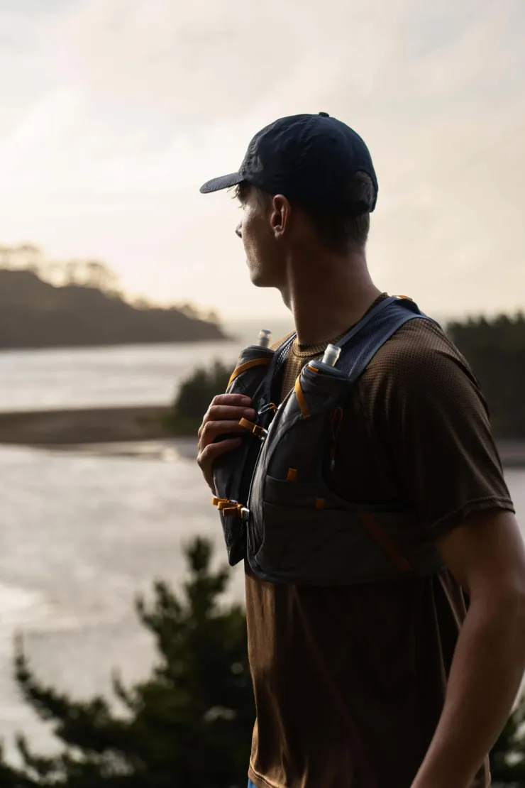 Fast & Light Rucksacks And Vests-Osprey Duro 6 with Flasks - Phantom Grey-Toffee Orange