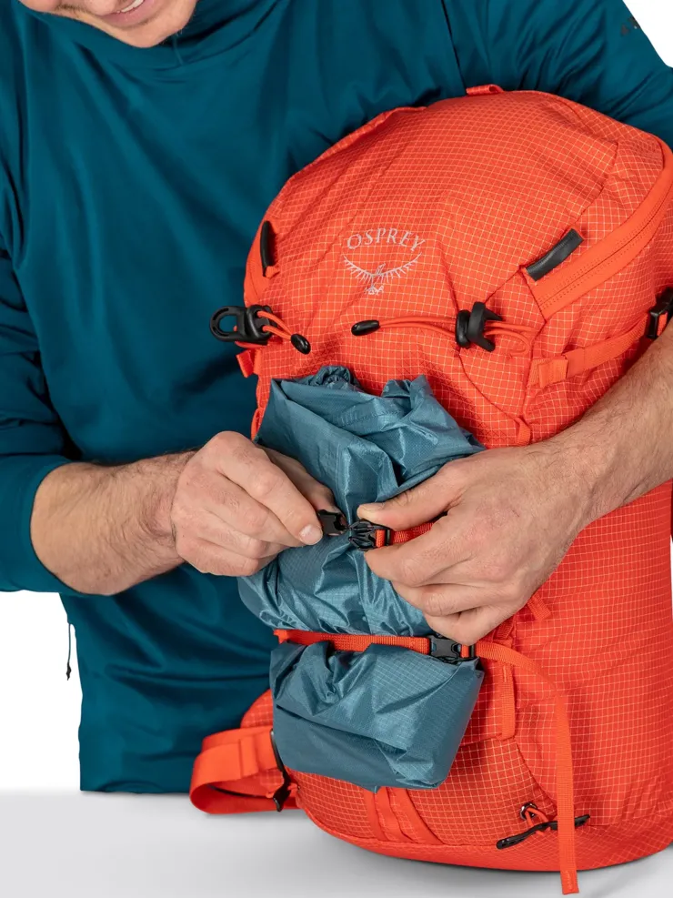 Climbing Packs And Rope Bags|Climbing Packs-Osprey Mutant 22 Climbing Pack - Tungsten Grey