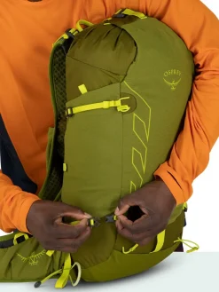 Fast & Light Rucksacks And Vests-Osprey Talon Velocity 20 Rucksack - Matcha Green-Lemongrass