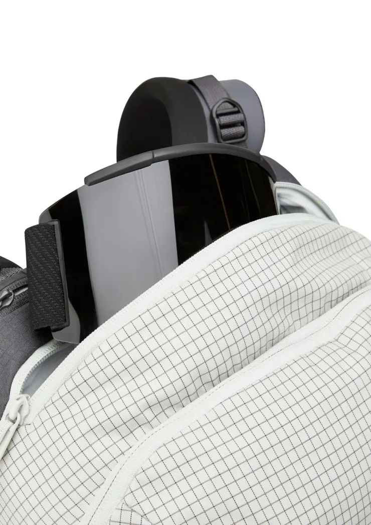 Fast & Light Rucksacks And Vests-Rab Khroma 22 Rucksack - Pewter M
