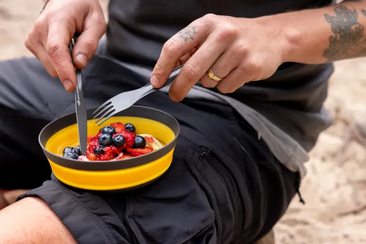 Plates, Bowls, Cups & Utensils-Sea To Summit Frontier UL Collapsible Bowl - L - White
