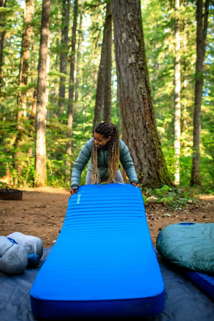 Family & Leisure Camp Beds And Sleeping Mats-Thermarest Therm-a-Rest MondoKing 3D Self Inflating Mat - Large